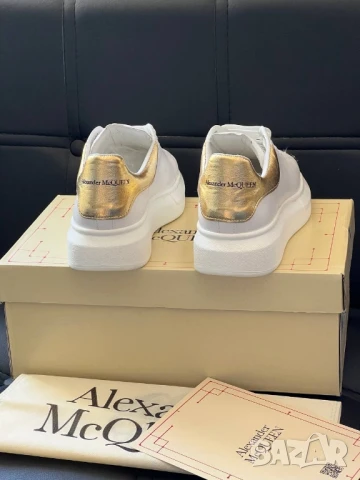 дамски маратонки Alexander Mcqueen , снимка 2 - Маратонки - 50574620