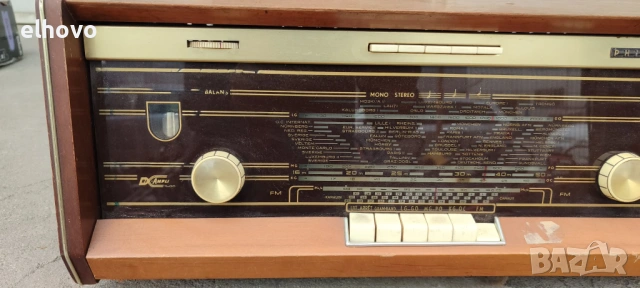 Старо лампово радио Philips B5X23A, снимка 2 - Радиокасетофони, транзистори - 53910977