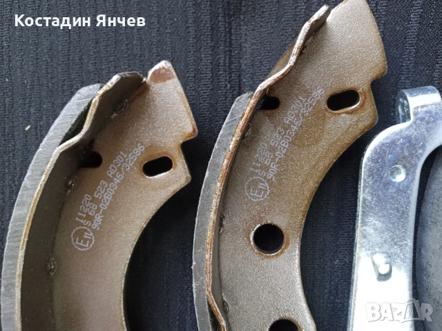 Комплект спирачни челюсти Brembo s68523 -Dacia, Renault 