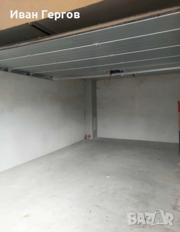 Отдава под наем гараж 28.5 кв.м., наземен, автоматична врата - София кв. Левски, снимка 4 - Гаражи и паркоместа - 52846581
