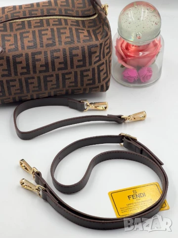 чанти fendi, снимка 3 - Чанти - 51419956