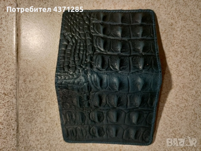 компактен кард холдер с 3 джоба+1 за лични документи , снимка 9 - Портфейли, портмонета - 53830460