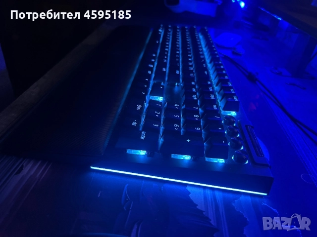 Клавиатура Gaming BlackWidow V4 (Green Switch), Механична, ABS клавиши, US layout, RGB осветление,., снимка 2 - Клавиатури и мишки - 51715315