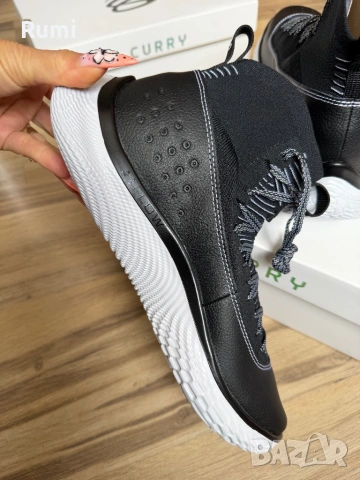 Оригинални нови маратонки Under Armour CURRY 4 FLOTRO! 43,44,45 н, снимка 5 - Маратонки - 53660296