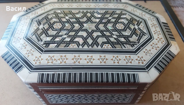 Стара дървена кутия за бижута седеф Интарзия