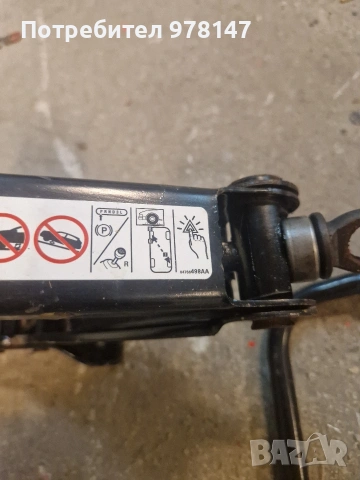 крик и ключ grand cherokee wk2 2020, снимка 3 - Аксесоари и консумативи - 53933637