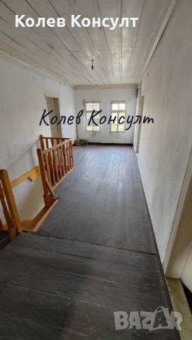 Продавам къща в с. Жълти бряг, снимка 4 - Къщи - 45453457