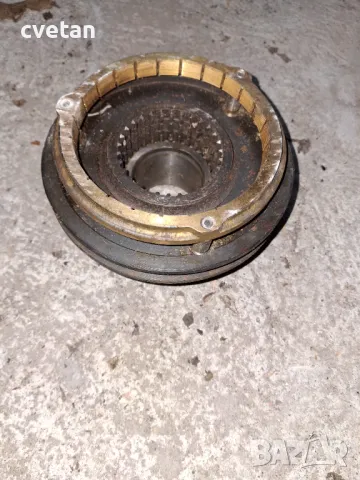 Синхронизатор Ифа, снимка 2 - Части - 49521187