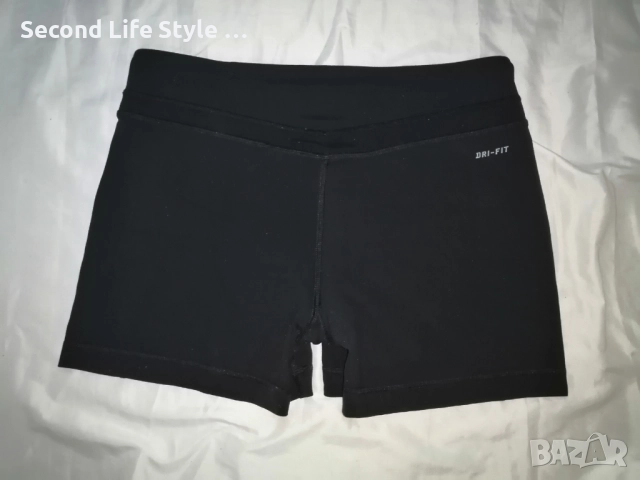 Nike Dri-FIT оригинален дамски къс клин / къси спортни панталонки р-р M, снимка 11 - Клинове - 52915987