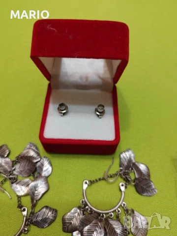 Продавам бижута и ключодържател., снимка 7 - Бижутерийни комплекти - 49727739