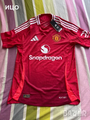 Нова Футболна фланелка на Manchester United 