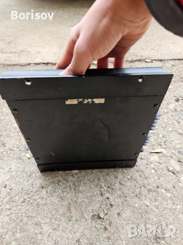 Усилвател за кола kenwood, снимка 2 - Ресийвъри, усилватели, смесителни пултове - 52102151