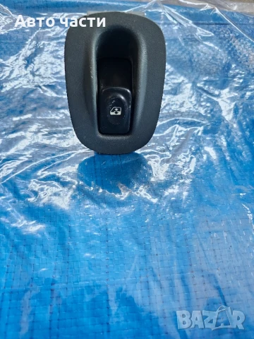 Бутон за прозорец Renault Megane Scenic 1997 7700836270