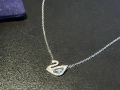 Ново дамско колие Swarovski Swan Necklace Silver с пълна опаковка, снимка 2