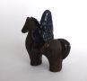 Керамична фигура Викинг на кон, шведска керамика, маркирана за произход, снимка 4