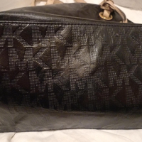 Оригинална дамска чанта Michael Kors със сертификат, снимка 2 - Чанти - 44969709