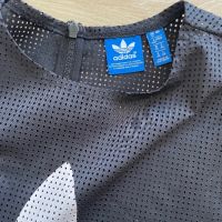 Дамска тениска Adidas, снимка 3 - Тениски - 45181088