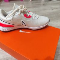 НОВИ маратонки Nike infinity Pro 2 , снимка 6 - Маратонки - 46165082