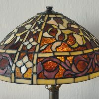 Настолна лампа Тифани , снимка 2 - Настолни лампи - 45854274