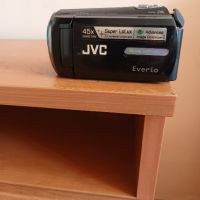 Продавам видеокамера JVC, снимка 1 - Камери - 45583691