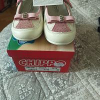 Продавам нови обувки за госпожица, с етикет, снимка 2 - Детски обувки - 45429157
