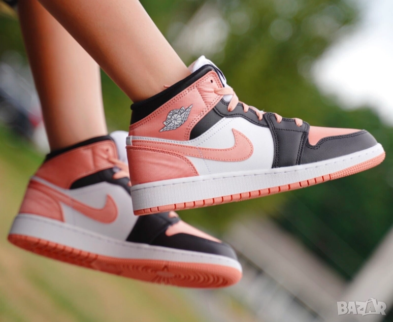 маратонки / кецове Nike Air Jordan 1 Mid Light „Madder Root“ номер 38, снимка 1