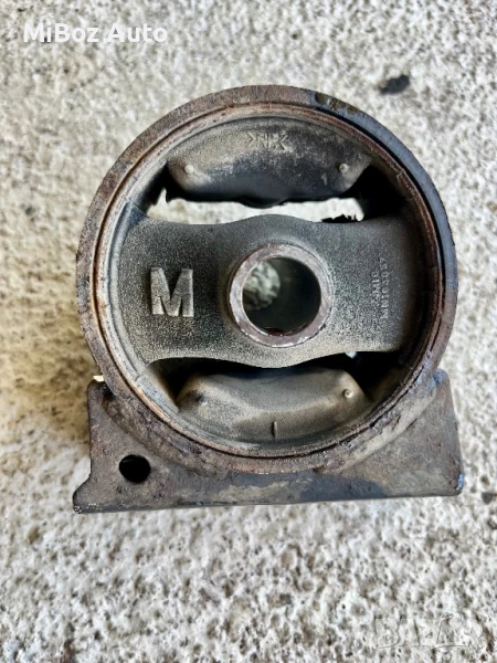 Тампон двигател Мицубиши Аутлендър 2 Mitsubishi Outlander (2006-2012), снимка 1