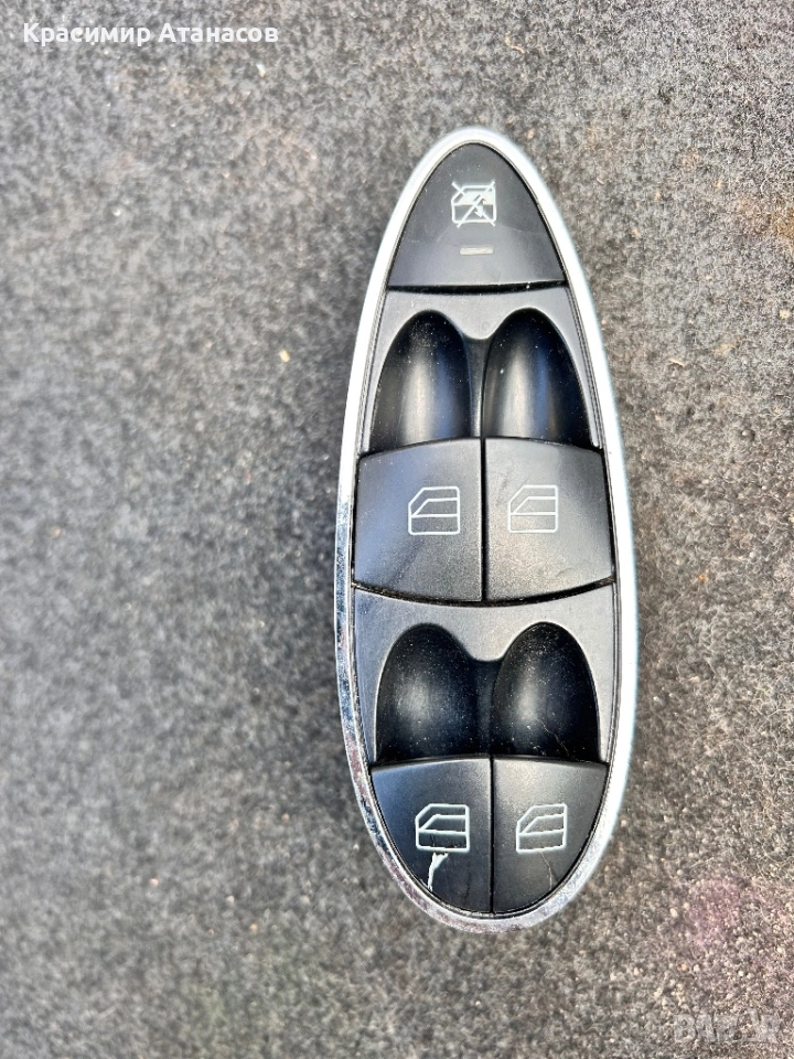 A2118213679. Бутони ел. стъкла за Мерцедес CLS. W219. Десен волан , снимка 1