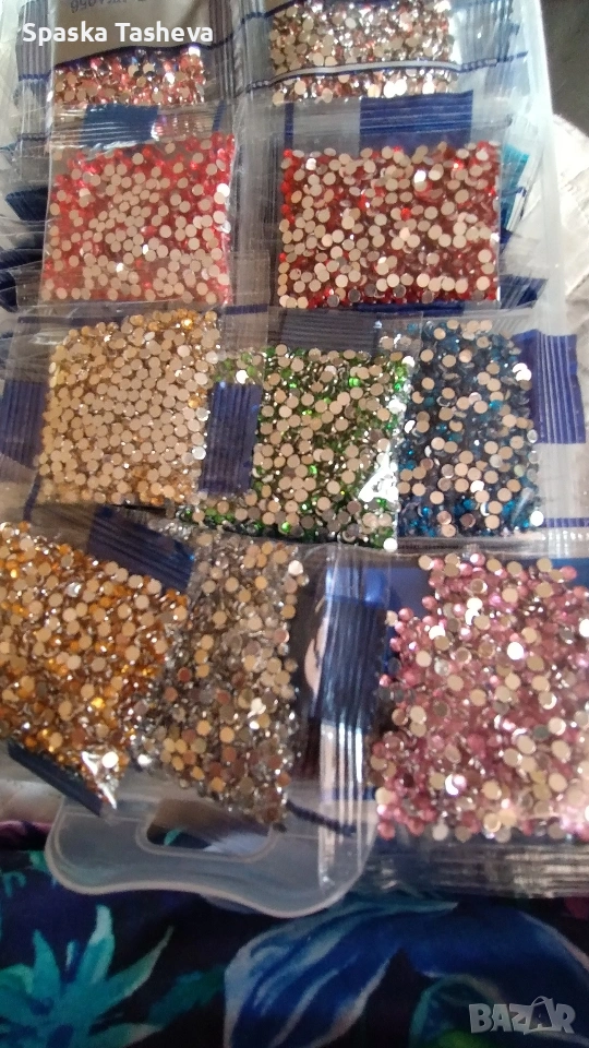 Диамантени камъчета, снимка 1