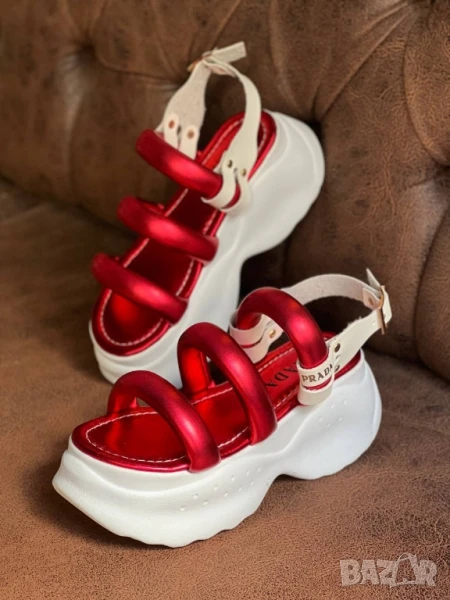 сандали на платформа prada, снимка 1