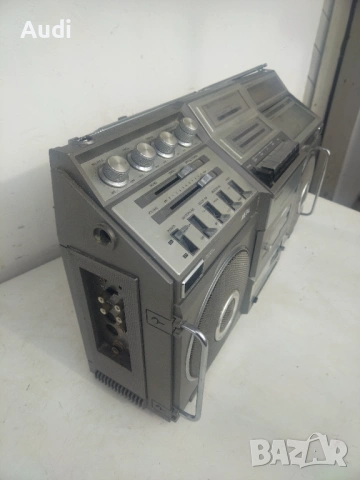 Радио касетофон PHILIPS D9714  Ghettoblaster Vintage  Elephant- слонът Липсва дръжката за носене, снимка 6 - Радиокасетофони, транзистори - 53219877