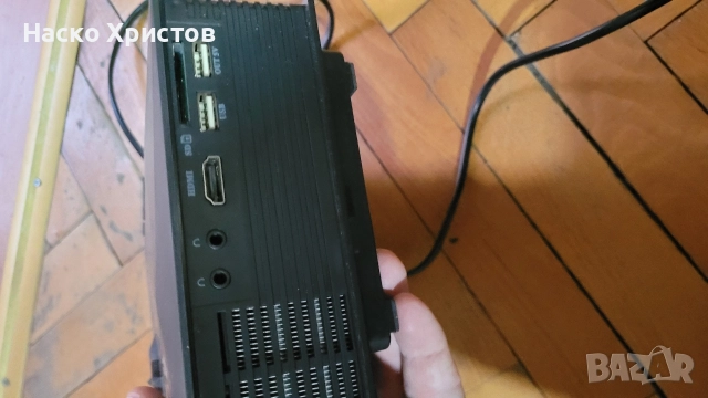 Мини проектор Unic HD WiFi, снимка 5 - Друга електроника - 52570437