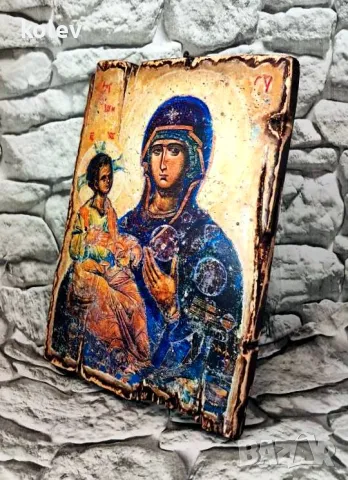 Реплика на стара кона на света Богородица с Младенеца, липа 25/18, снимка 2 - Икони - 48545252