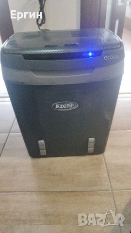 Хладилна чанта EZETIL 12V/ 220V, снимка 2 - Хладилни чанти - 45810376
