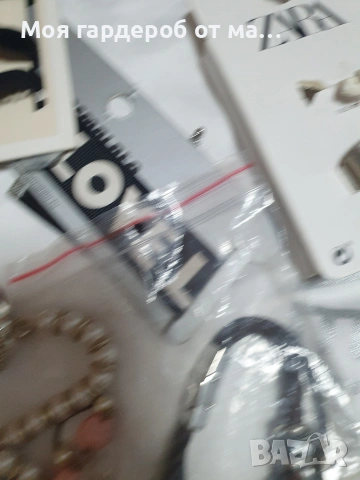 Лот от бижута. Внос Лондон , снимка 4 - Бижутерийни комплекти - 53737579