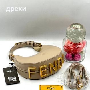 Fendi дамска чанта, снимка 3 - Чанти - 44972136