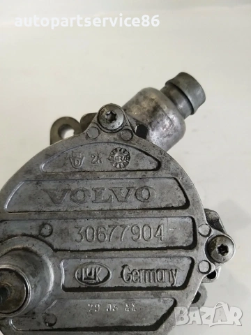 Вакуумна помпа за Volvo S60 D5 2.4 (2007) 30677904, снимка 3 - Части - 53833594