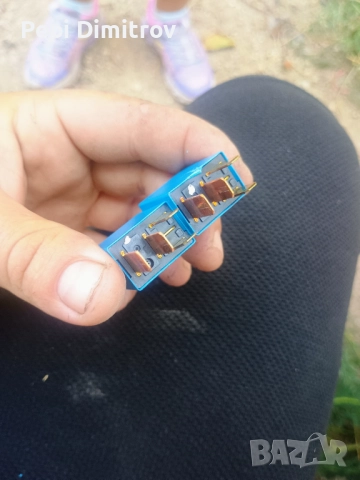 Многофункционално синьо реле Omron 95224-2D000 12V 20A (4-пиново)