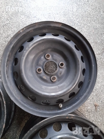 Продава джанти 14 цола,Опел,4 дупки, снимка 5 - Гуми и джанти - 53878664