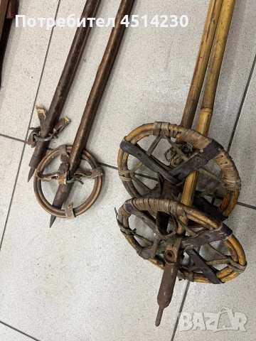 Старинни дървени щеки за ски с кожени каишки – комплект, снимка 8 - Зимни спортове - 52879578