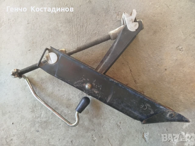 Продавам крик за Мазда 6 , оригинален , снимка 7 - Аксесоари и консумативи - 50844208