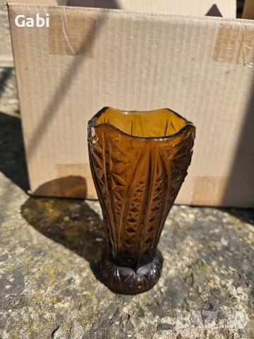 Ретро ваза от кехлибарено стъкло – Арт деко стил, снимка 2 - Антикварни и старинни предмети - 53899661