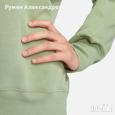 Чисто ново спортно горнище суитшърт Nike за момиче с размер XS, снимка 4 - Суичъри - 52355180