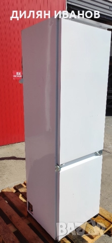 Хладилник за вграждане SMEG, снимка 3 - Хладилници - 51792208