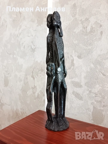 Автентична Африканска статуетка, дърворезба"Уджамаа" 