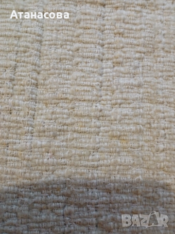 Бял вълнен губер, снимка 2 - Покривки за легло - 51912196