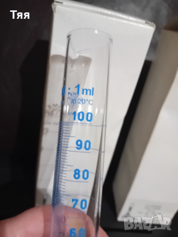 Стъклен мерителен цилиндър , снимка 3 - Лаборатория - 45039538