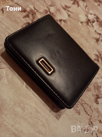 RESERVED Оригинал Ново Кожено Дамско Портмоне 