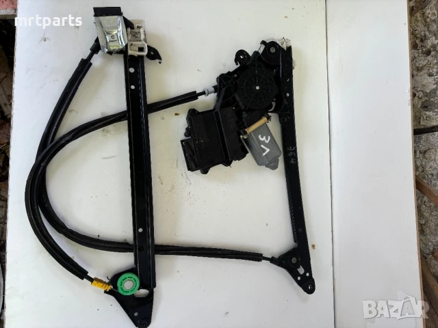 Заден ляв стъклоповдигач  с моторче за VW Sharan 2.8 бензин 