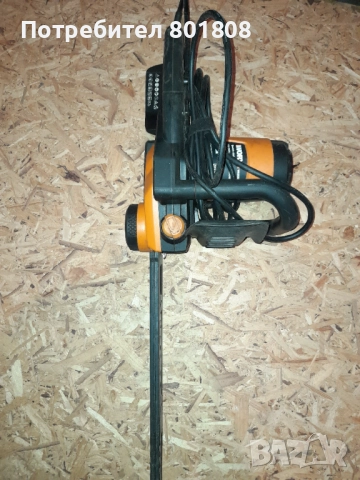 Електрическа резачка за дърва 